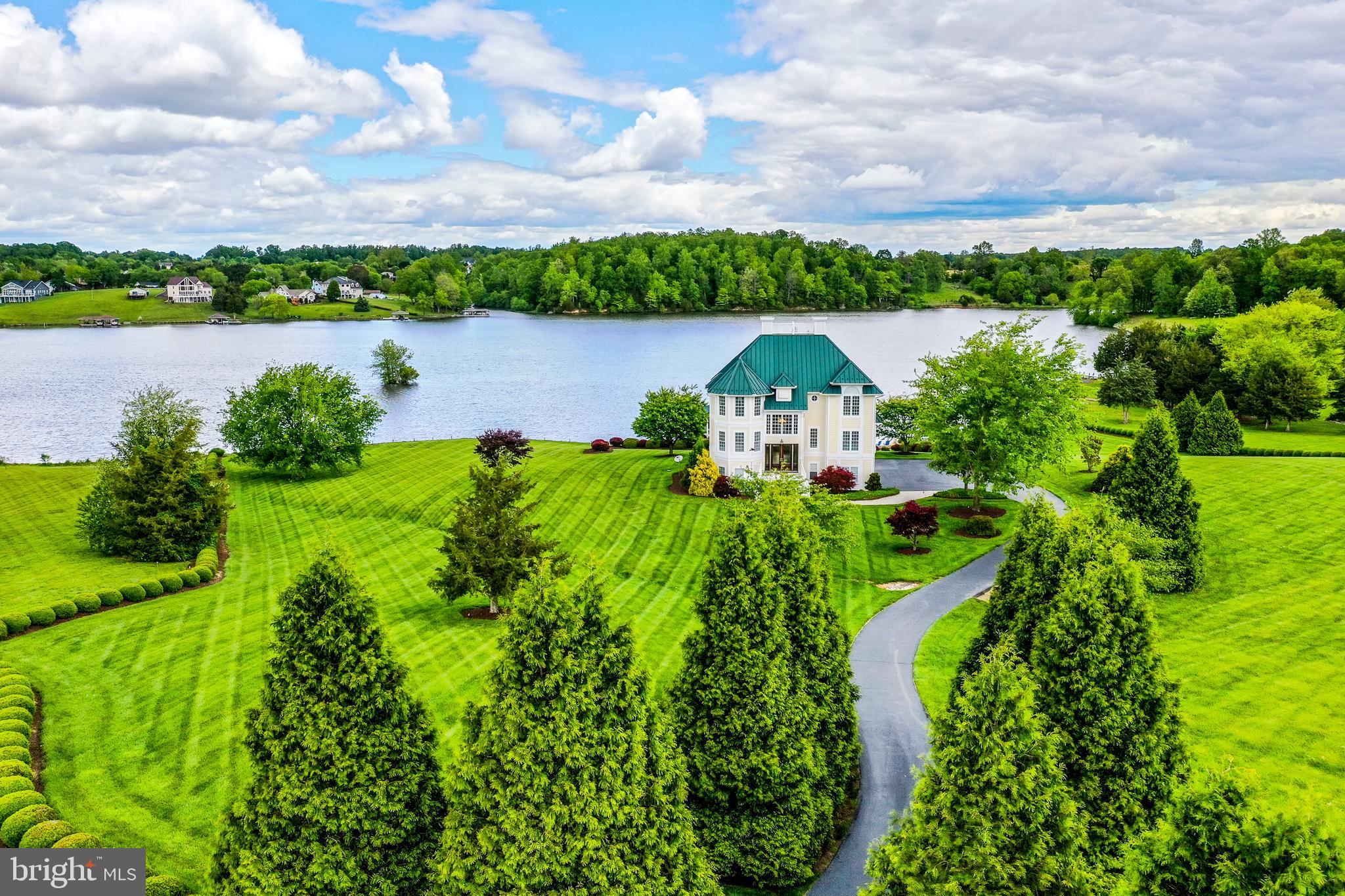 GEORGETOWN ESTATES - Residential