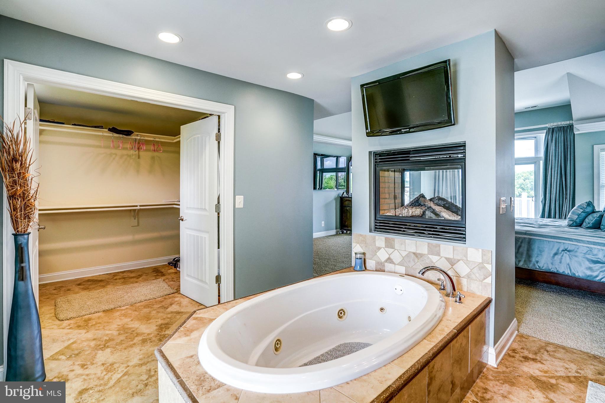 GEORGETOWN ESTATES - Residential