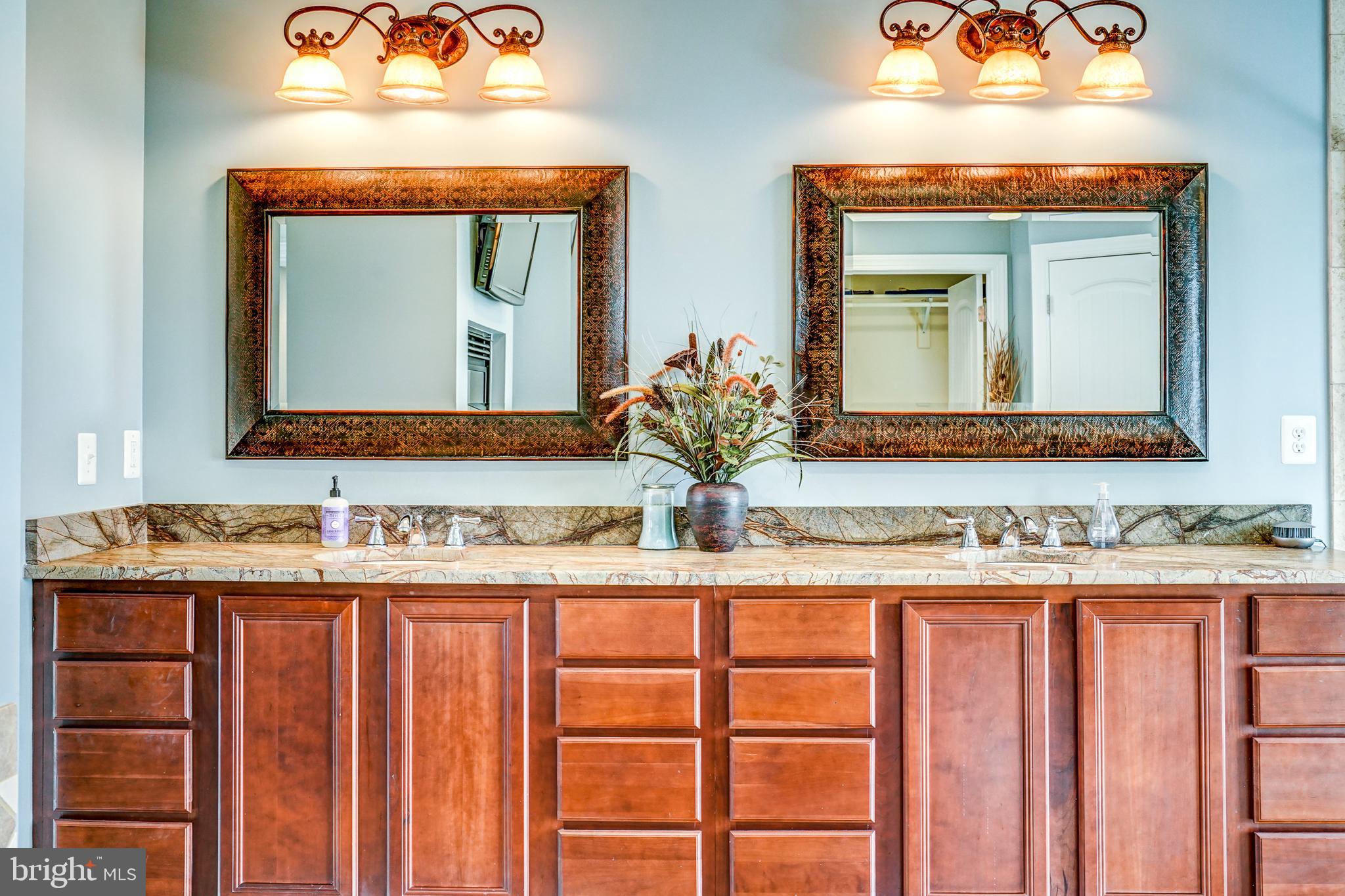 GEORGETOWN ESTATES - Residential