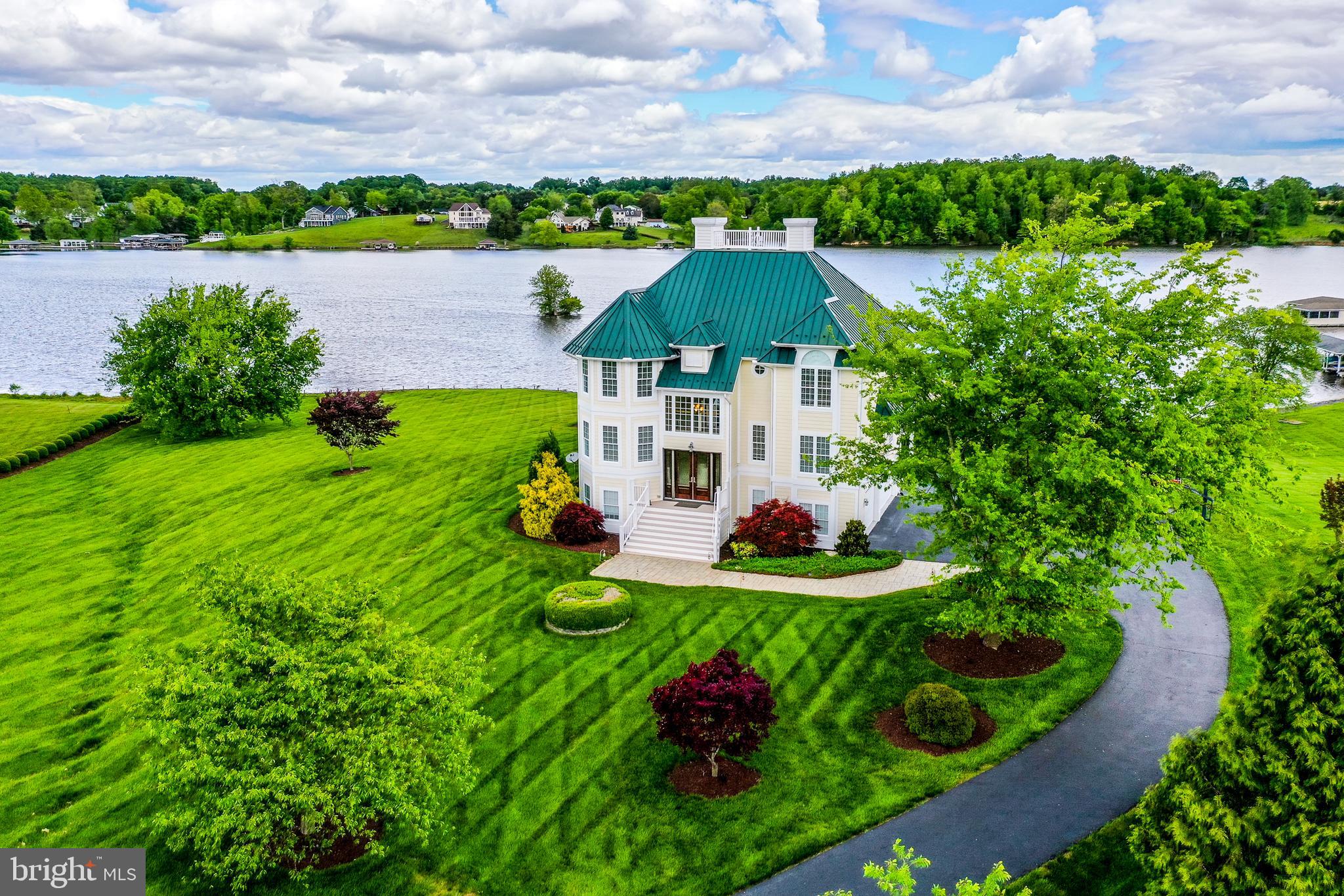 GEORGETOWN ESTATES - Residential