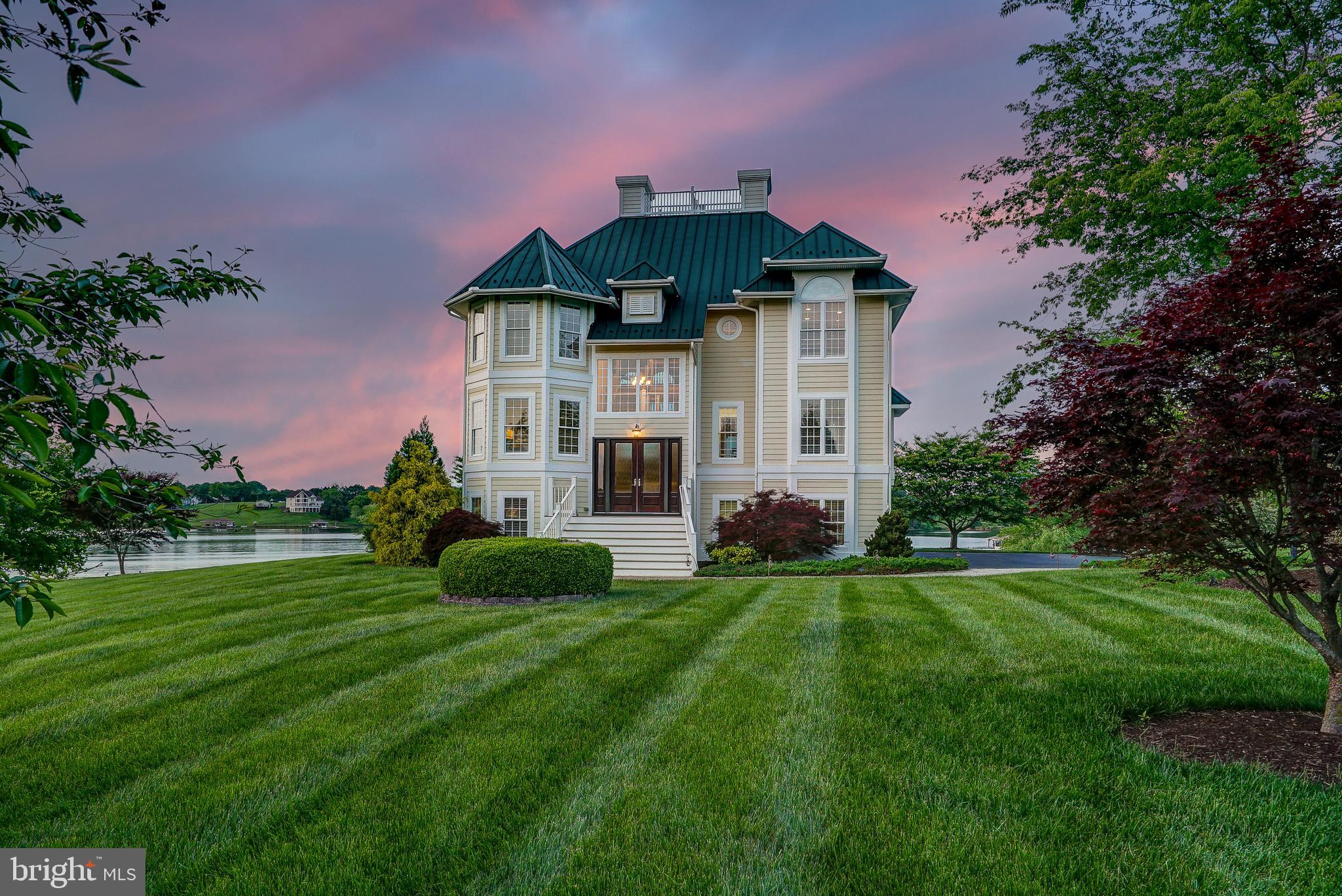 GEORGETOWN ESTATES - Residential