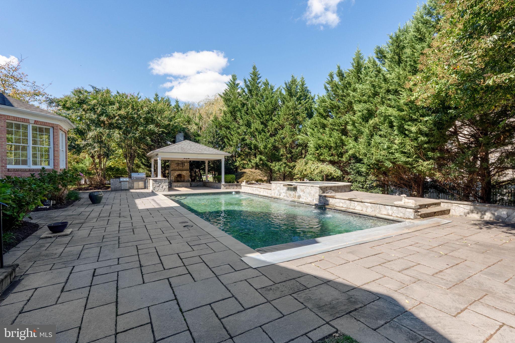 BELMONT COUNTRY CLUB - Residential