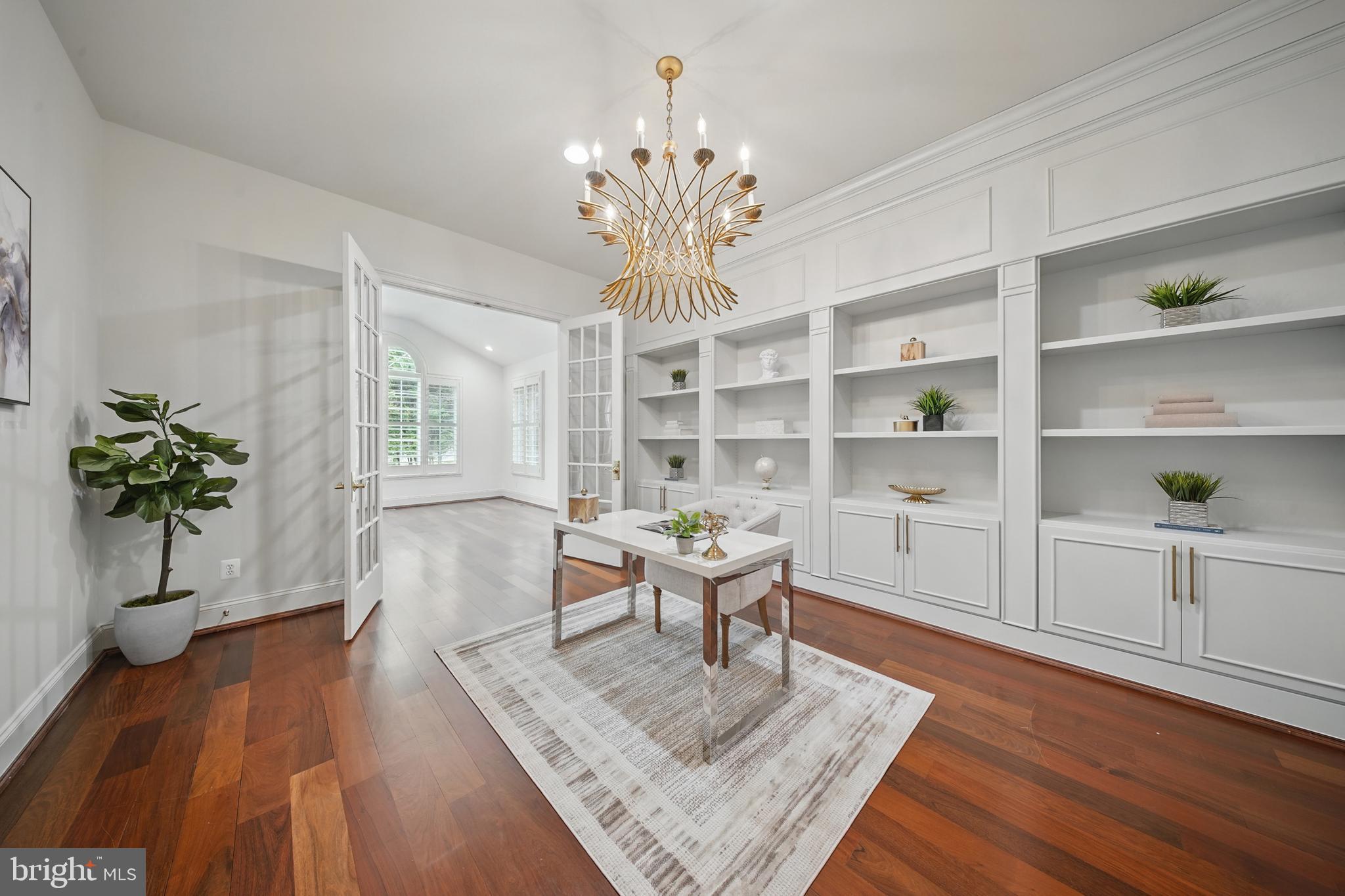 BELMONT COUNTRY CLUB - Residential