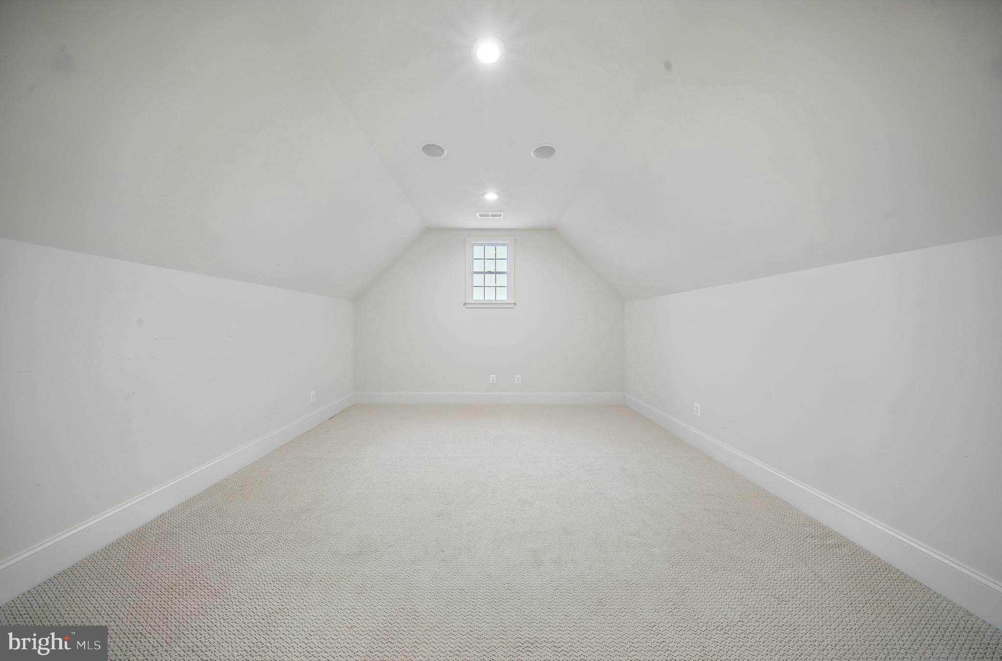 BELMONT COUNTRY CLUB - Residential