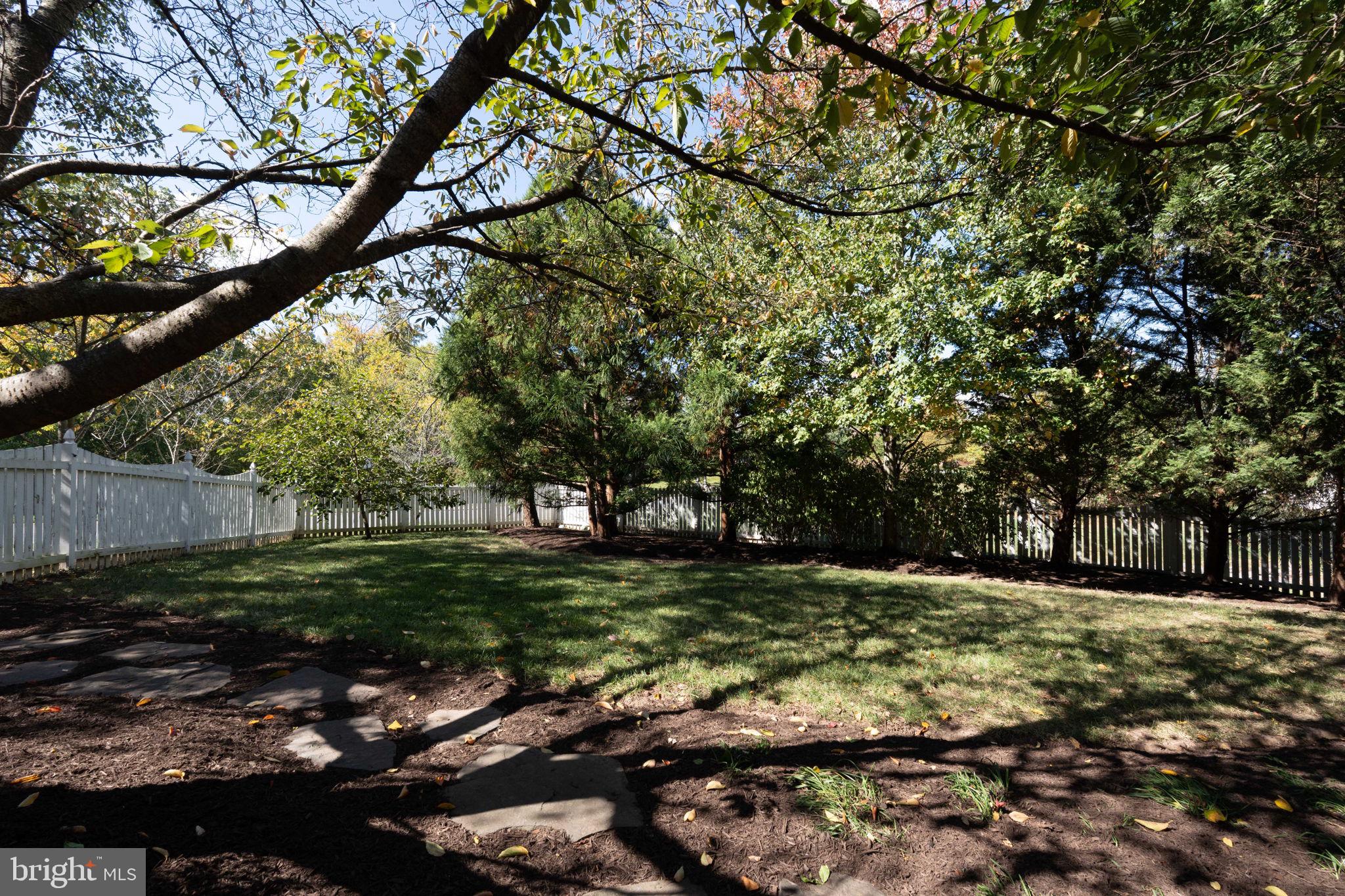 BELMONT COUNTRY CLUB - Residential