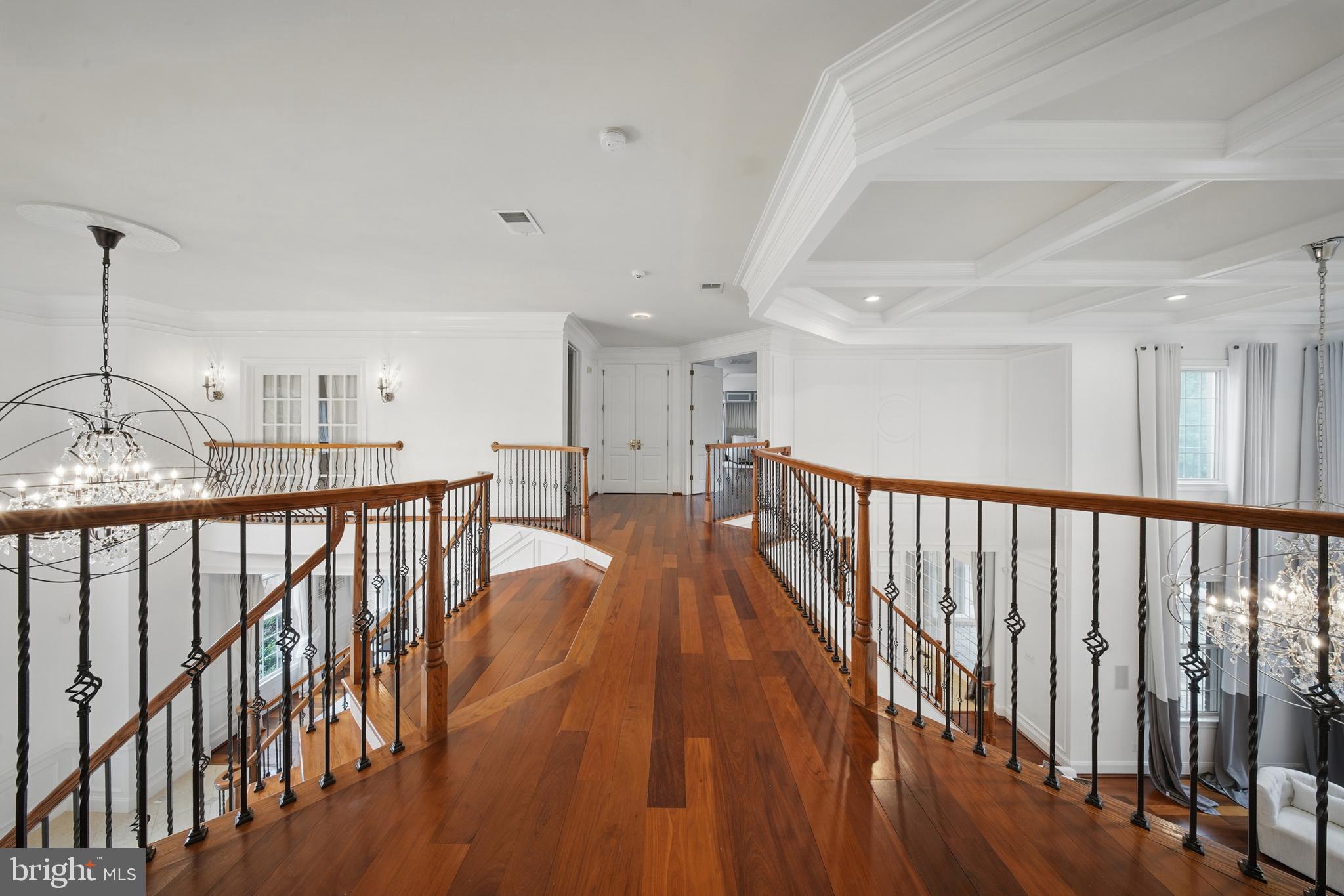 BELMONT COUNTRY CLUB - Residential