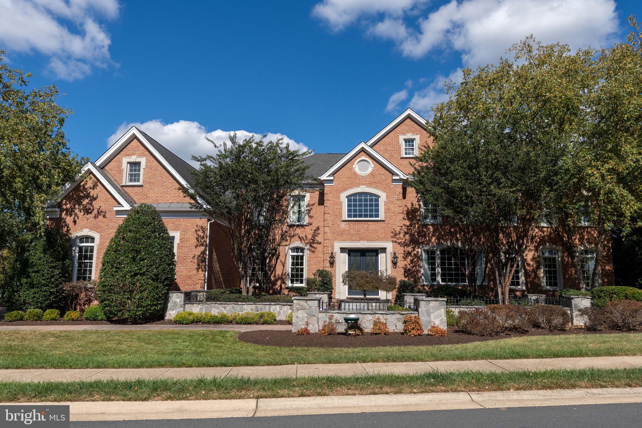 BELMONT COUNTRY CLUB - Residential