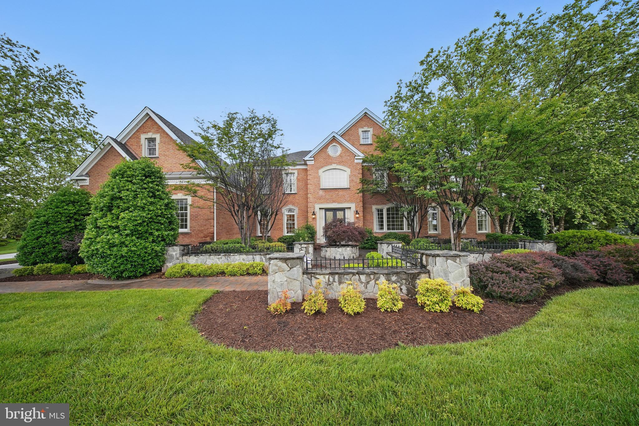 BELMONT COUNTRY CLUB - Residential