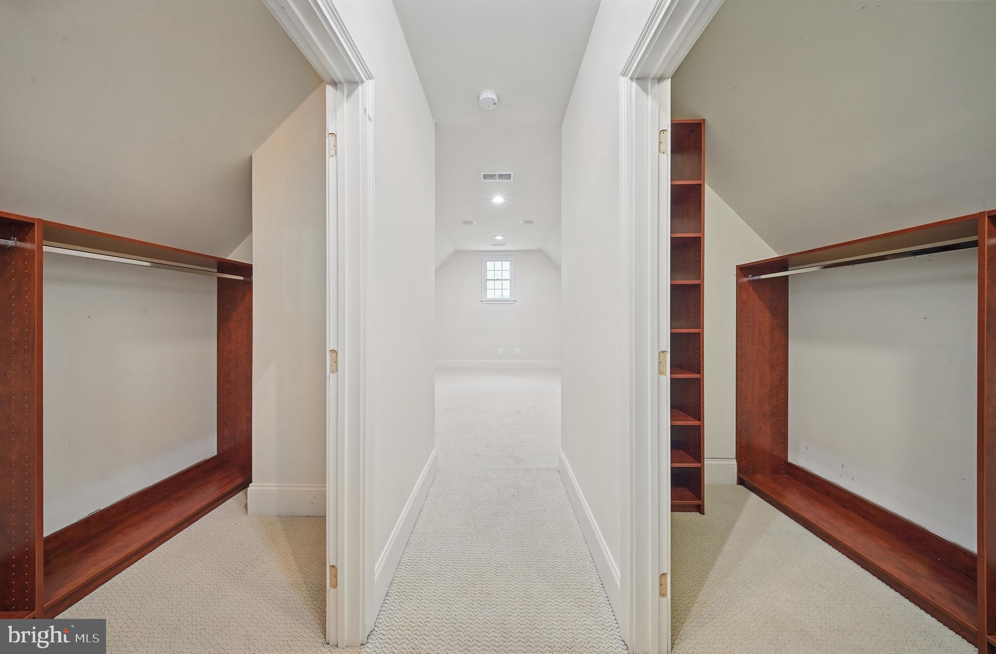 BELMONT COUNTRY CLUB - Residential