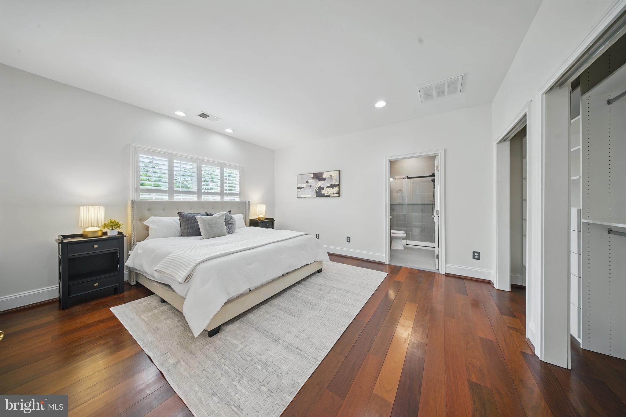 BELMONT COUNTRY CLUB - Residential