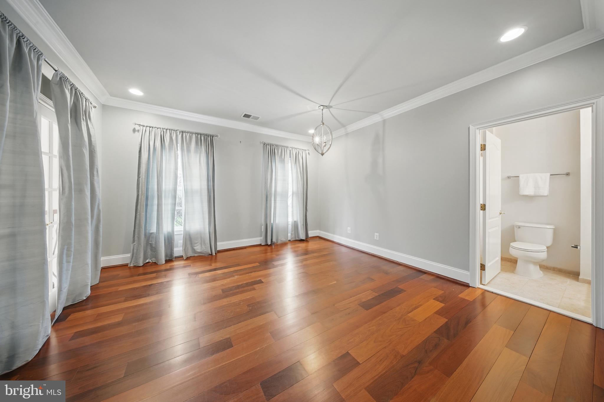 BELMONT COUNTRY CLUB - Residential