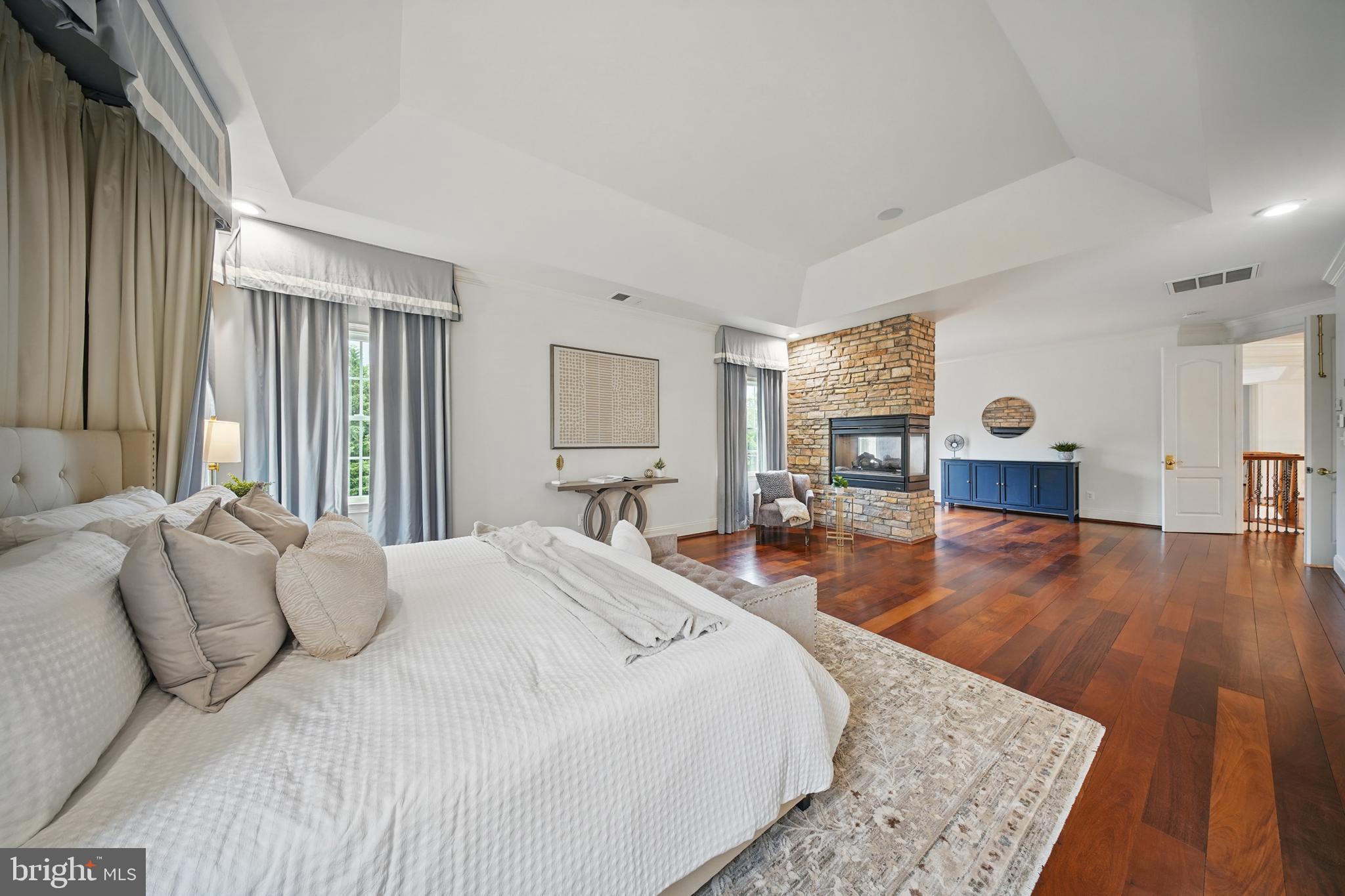 BELMONT COUNTRY CLUB - Residential