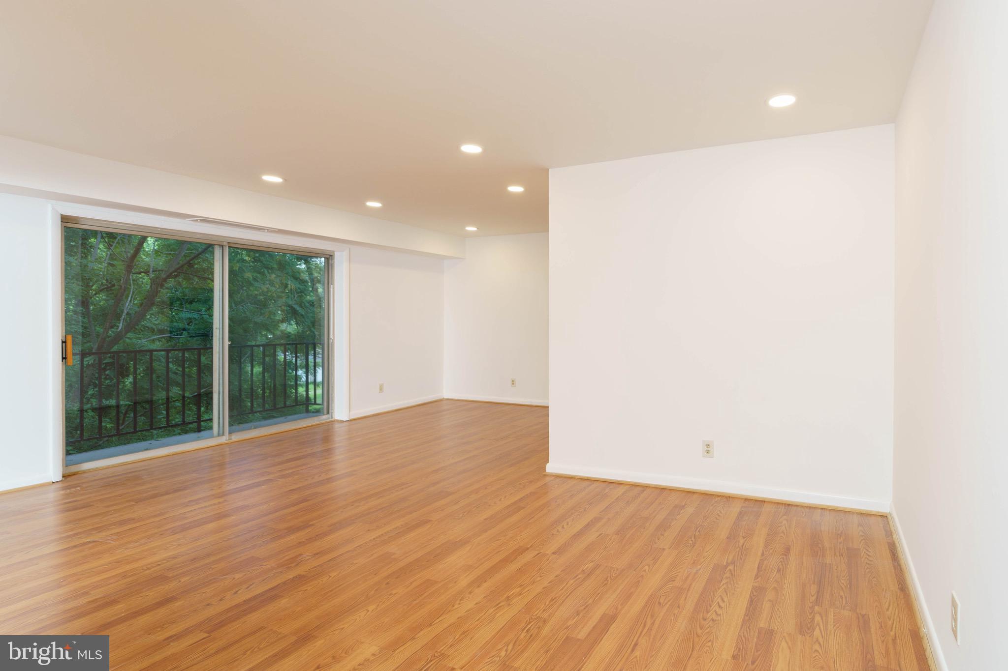 OCCOQUAN RIDGE CONDO - Residential Lease