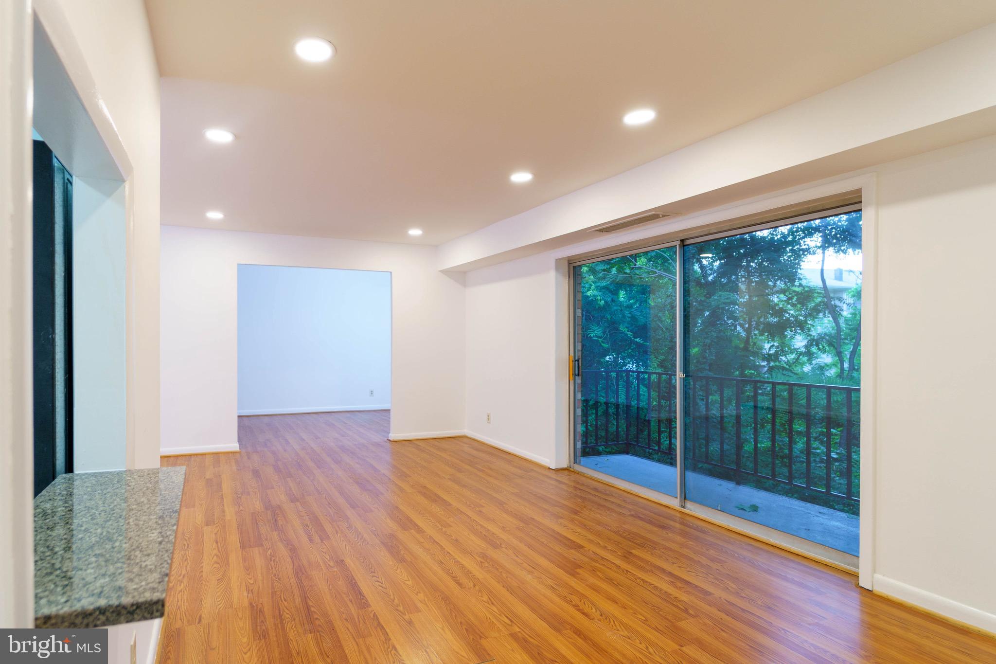 OCCOQUAN RIDGE CONDO - Residential Lease