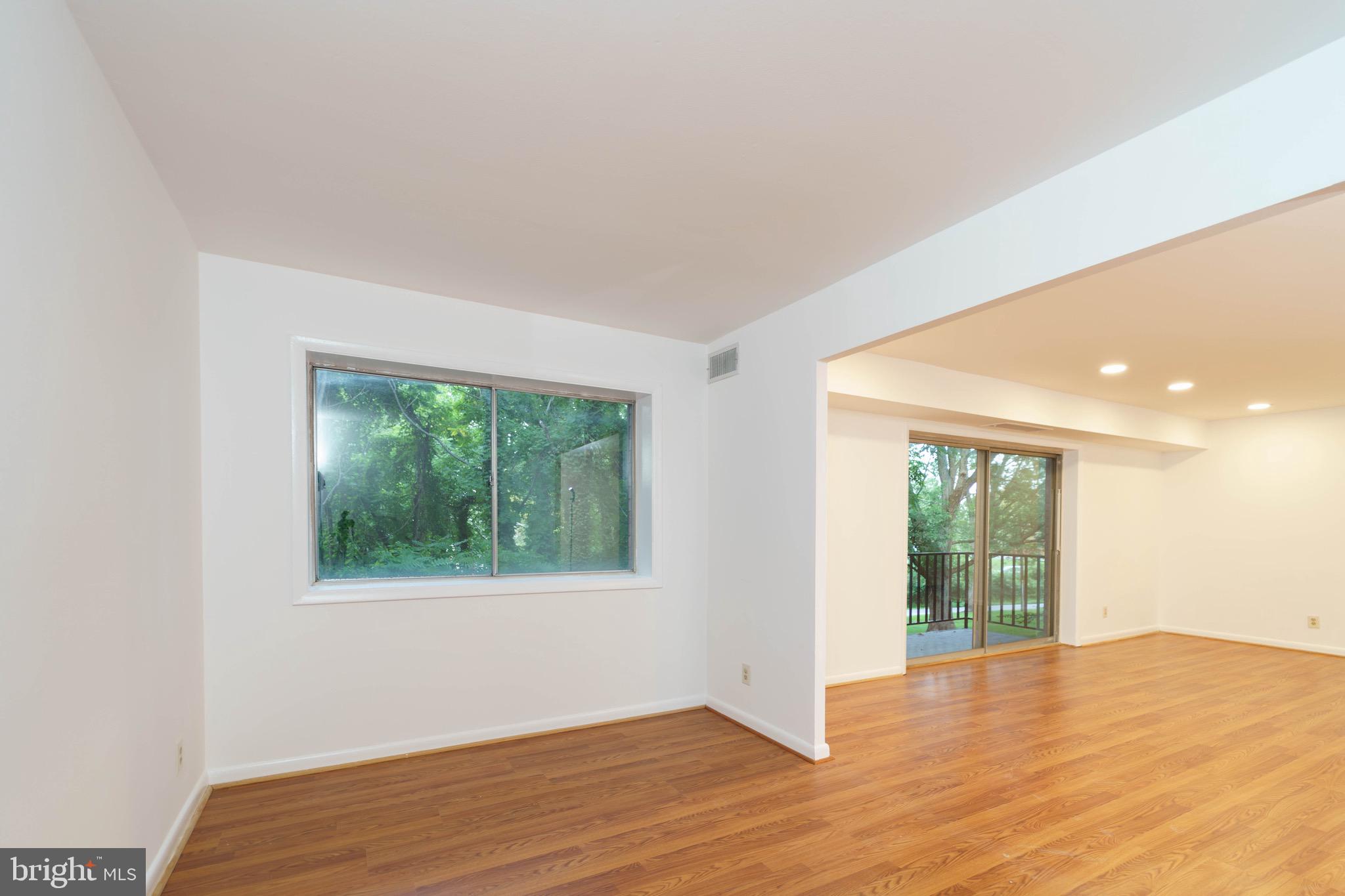 OCCOQUAN RIDGE CONDO - Residential Lease