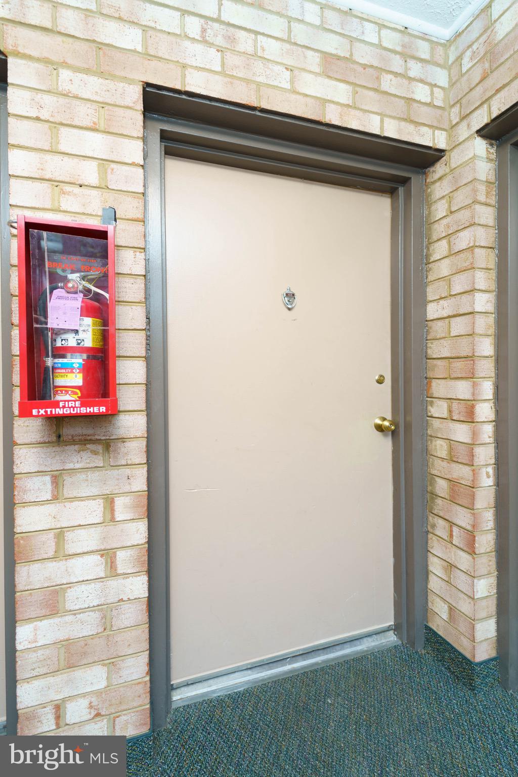 OCCOQUAN RIDGE CONDO - Residential Lease