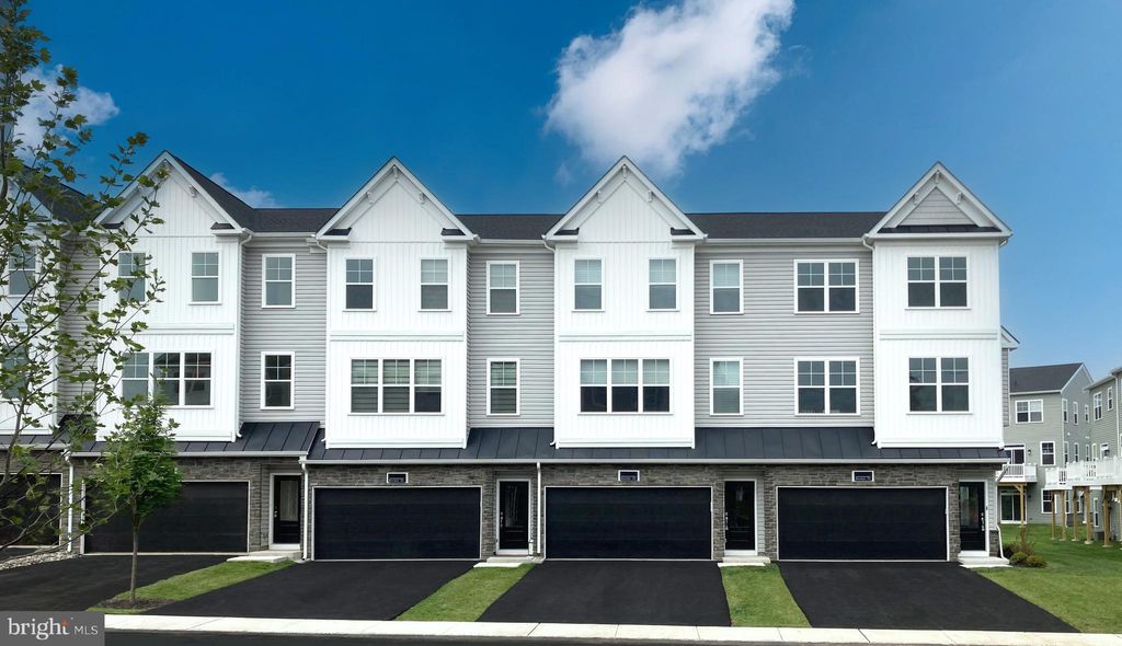 Photo of 60 Becker Dr #27, CHALFONT, PA 18914 (MLS # PABU2087460)