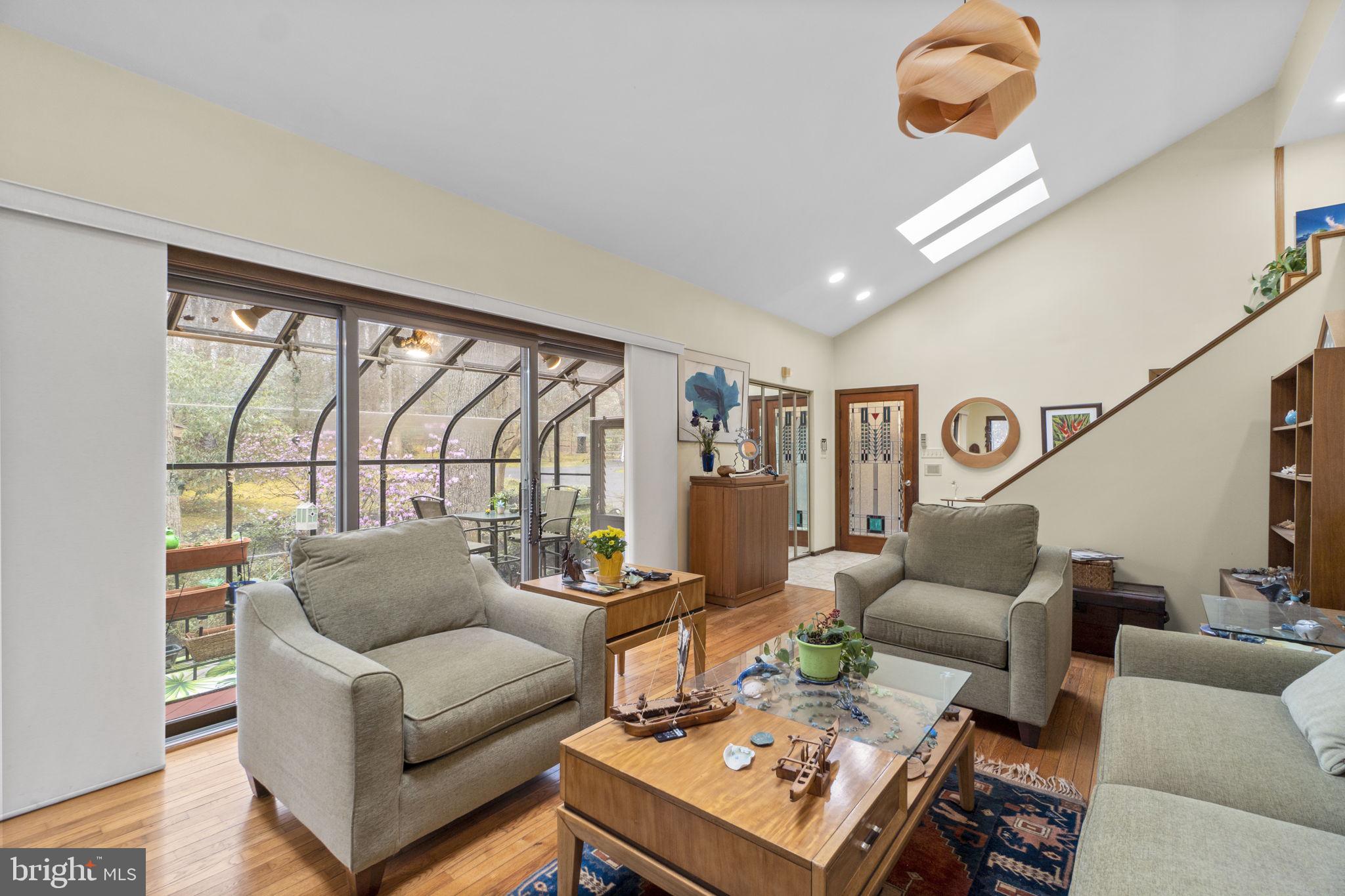 SIMPSON WOODS - Residential