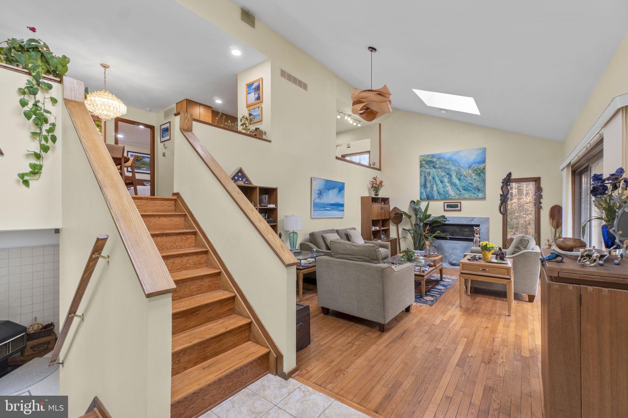 SIMPSON WOODS - Residential