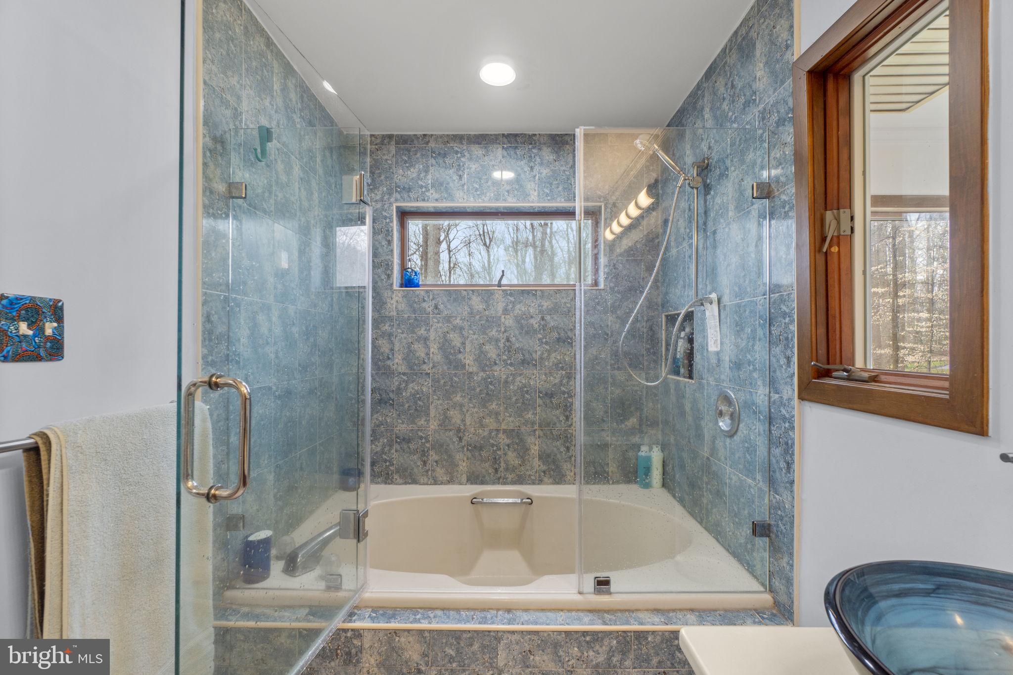 SIMPSON WOODS - Residential