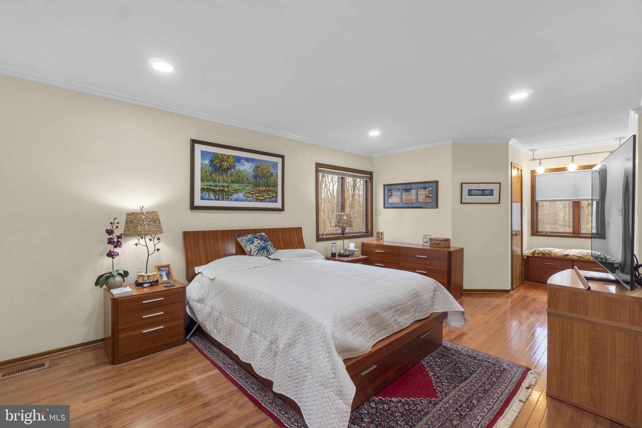 SIMPSON WOODS - Residential