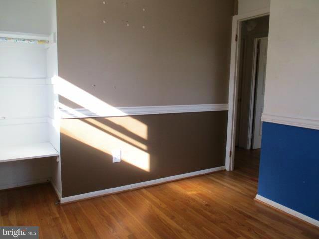 SUBURBIA - Residential