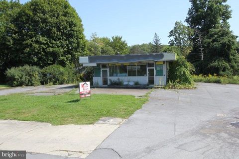 Photo of 2002 Rich Highway, DU BOIS, PA 15801 (MLS # PACD2044572)