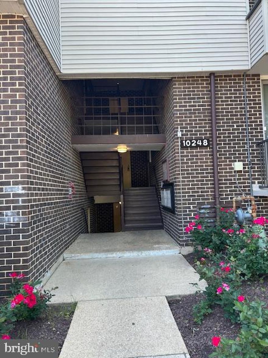 Motivated Seller now offering  a $10, 000.00  price adjustment on this fully renovated 2-bedroom, 2-bathroom lower-level condo, where comfort meets style in a peaceful, tree-lined setting. As you step inside, you’re greeted by elegant dark wood flooring and a thoughtfully updated layout.  The renovated kitchen features a pass-through window and double entry access, offering both convenience and an open, airy feel. It’s equipped with modern finishes, generous cabinet space, and a gas stove—perfect for everyday cooking and entertaining. A full-size washer and dryer are also included for your ease.  Both bedrooms are bright and spacious, each with two windows that invite in an abundance of natural light. The updated bathrooms continue the modern feel with fresh finishes throughout.  The master bedroom has a full bath and large walking closet.
Relax or entertain on the private patio, which backs to mature trees for added privacy and serenity.
This move-in ready home combines tasteful updates with practical living.  Please bring your clients and make an offer.