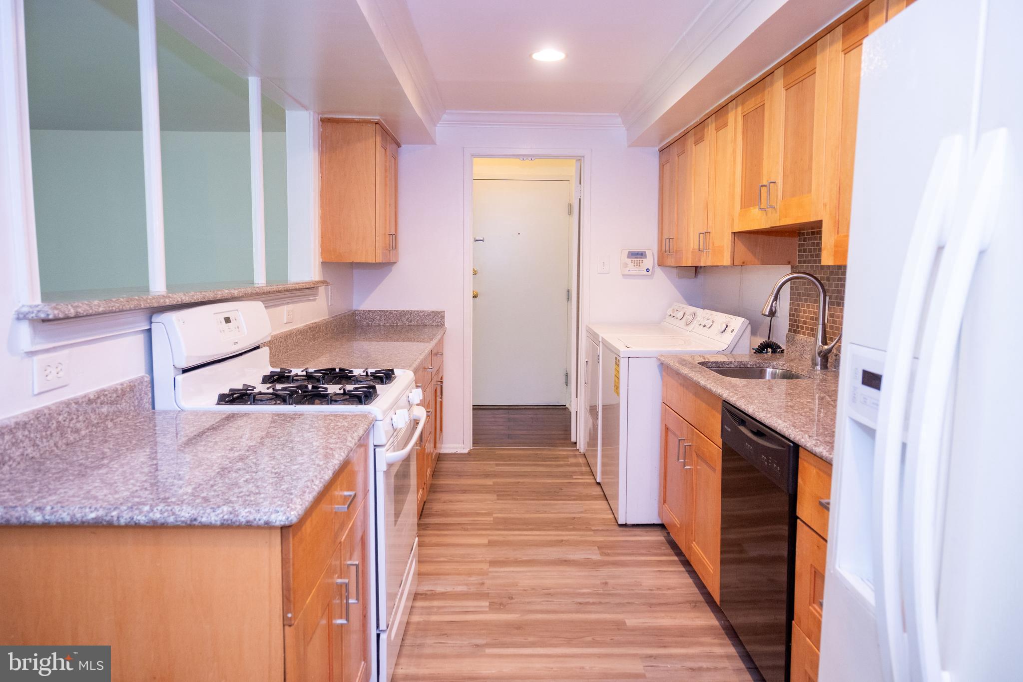 10248 PRINCE PLACE 23-102