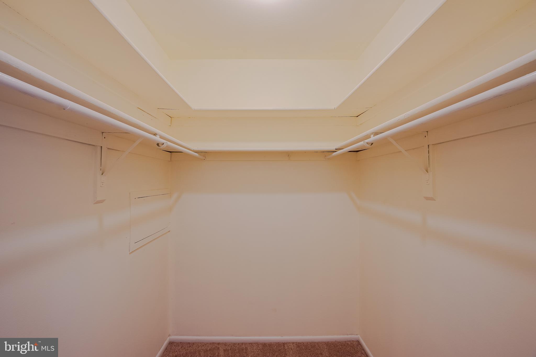 PINES CONDO - Residential