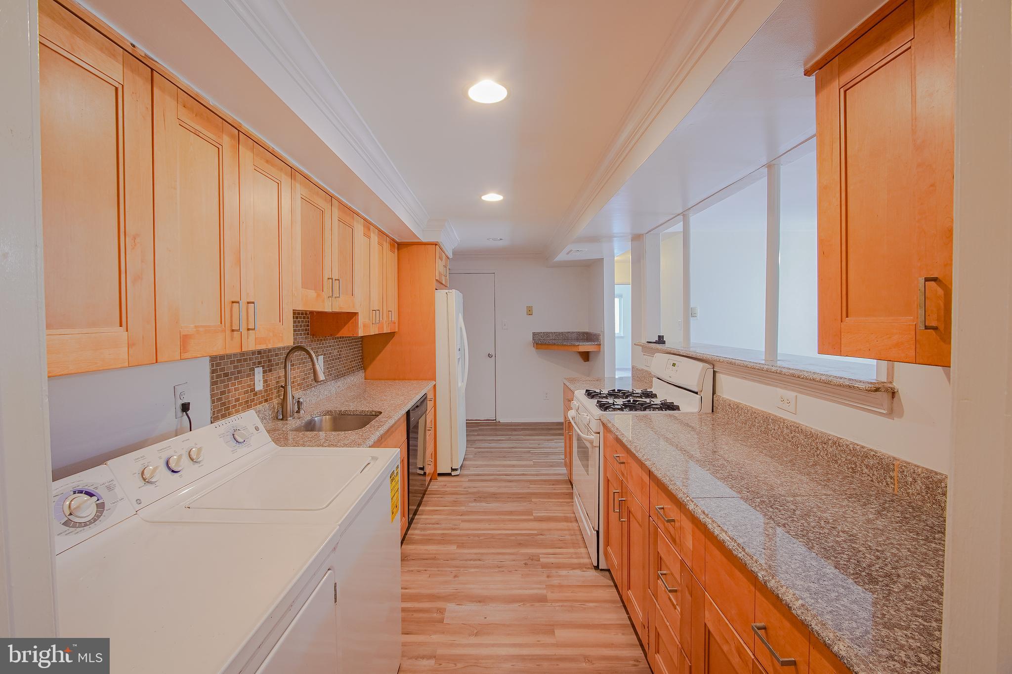 10248 PRINCE PLACE 23-102