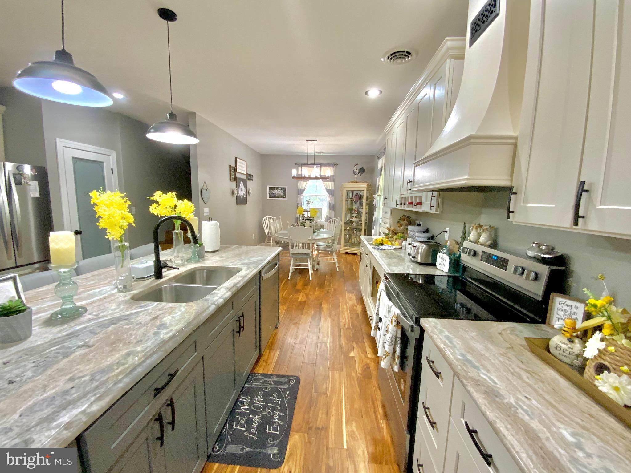 LAKEWOOD - Residential