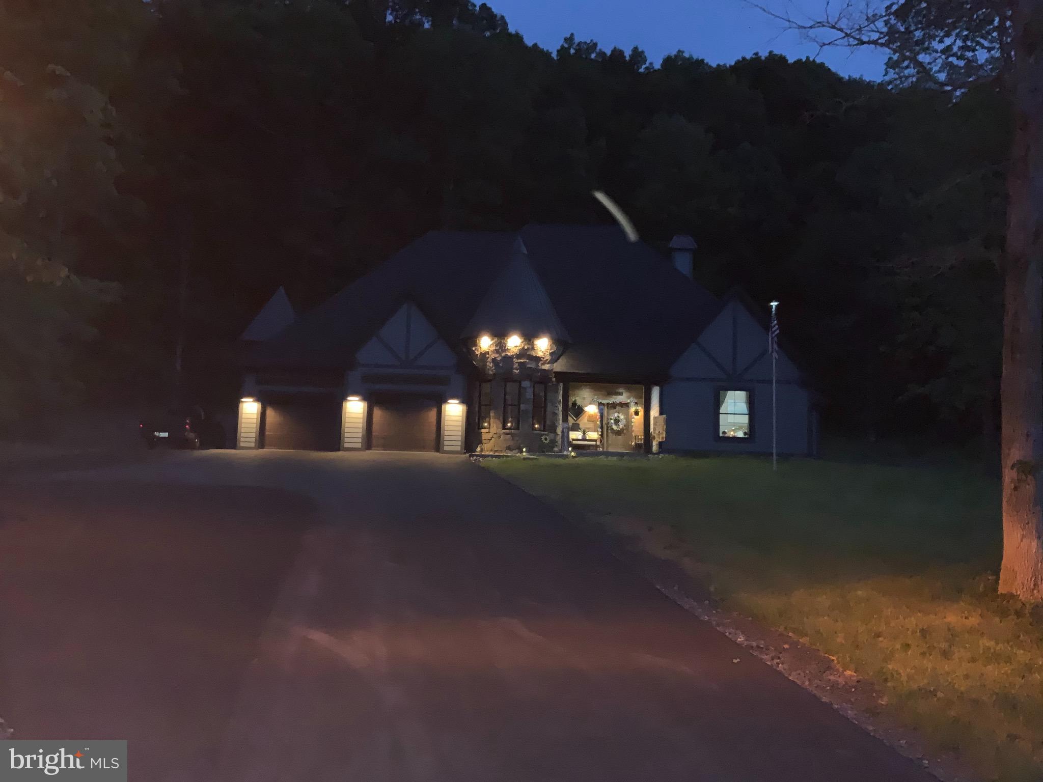 LAKEWOOD - Residential