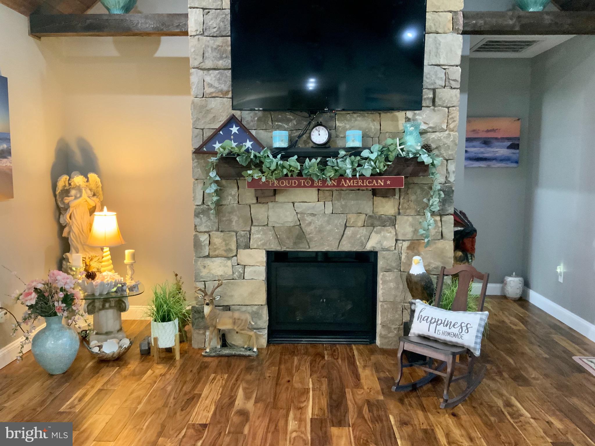 LAKEWOOD - Residential