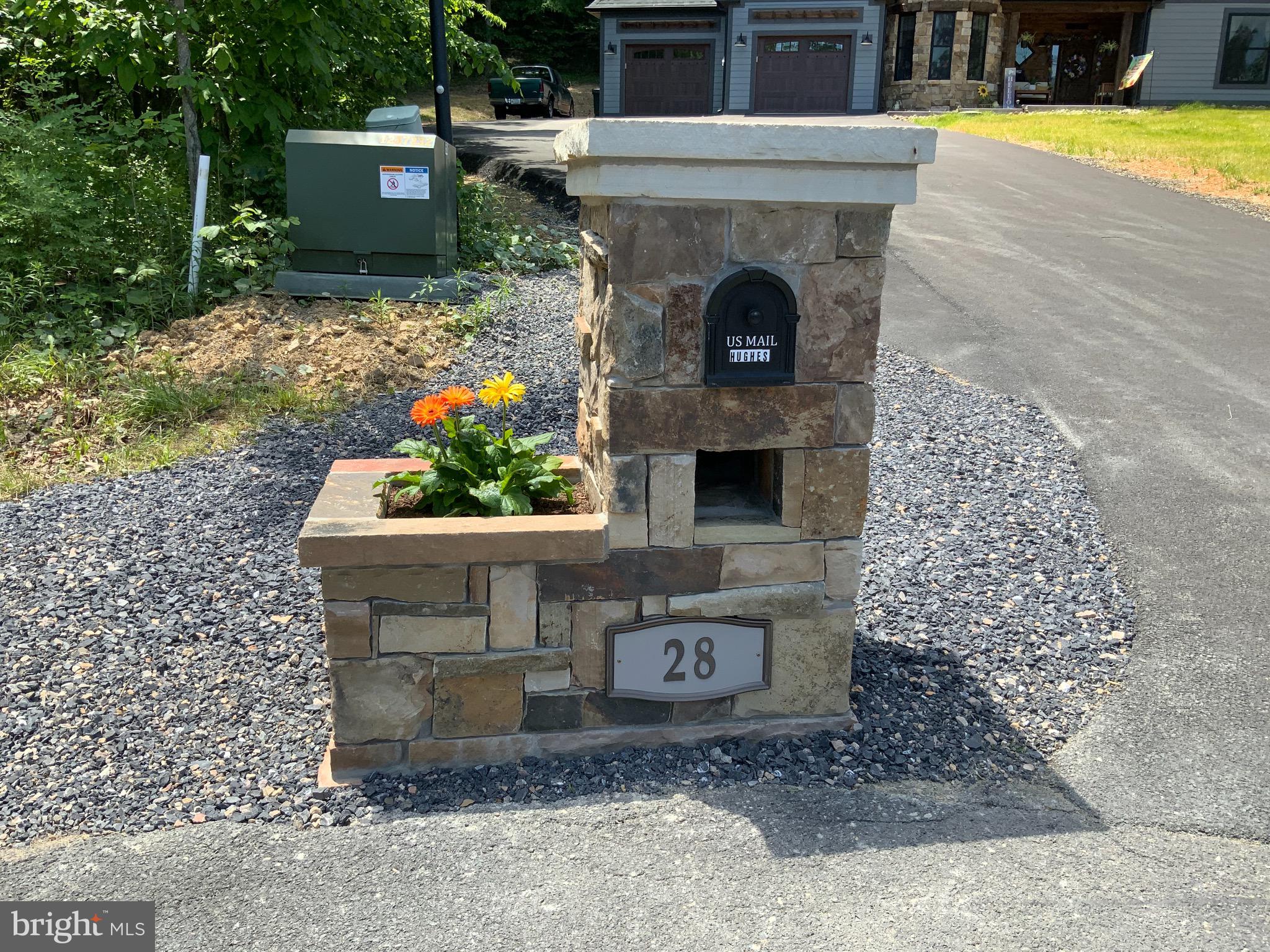 LAKEWOOD - Residential