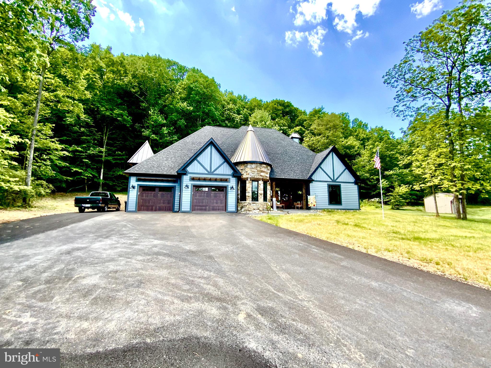 LAKEWOOD - Residential