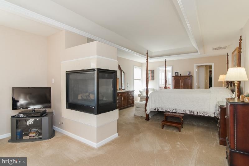 SPRUCE HILL ESTATES - Residential