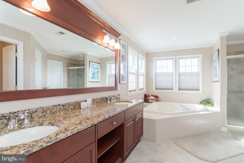 SPRUCE HILL ESTATES - Residential