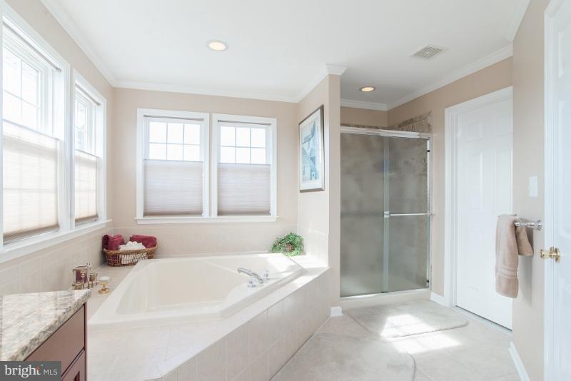 SPRUCE HILL ESTATES - Residential