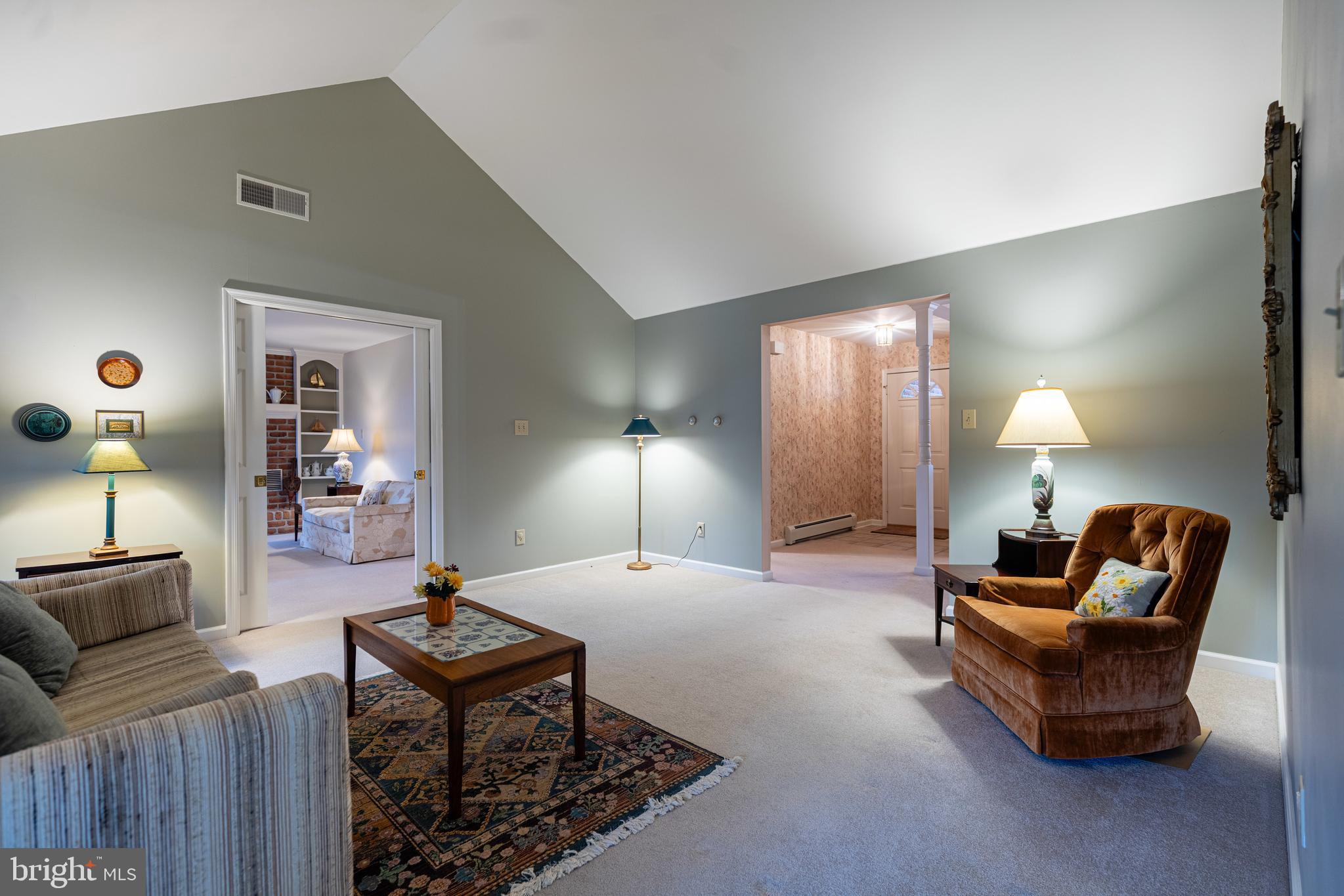 PENN NATIONAL GOLF COURSE COMMUNITY - Residential