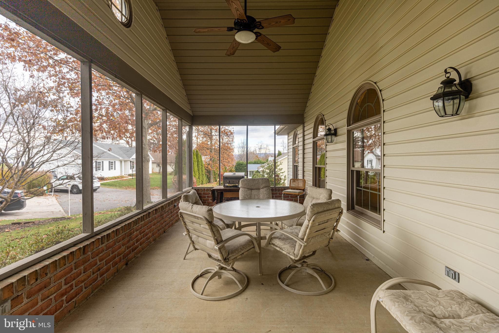 PENN NATIONAL GOLF COURSE COMMUNITY - Residential