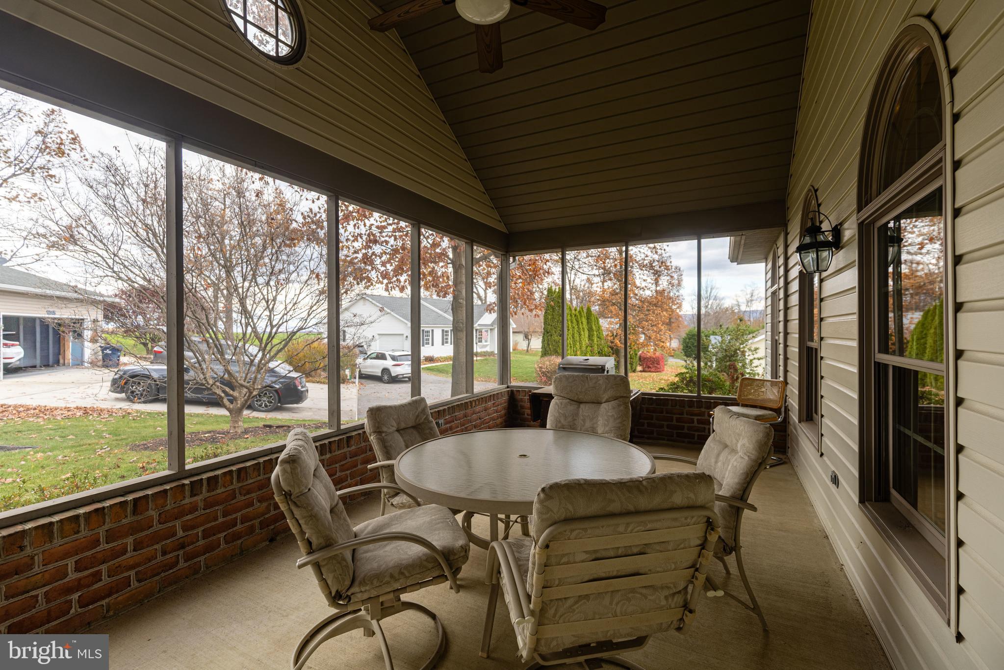 PENN NATIONAL GOLF COURSE COMMUNITY - Residential