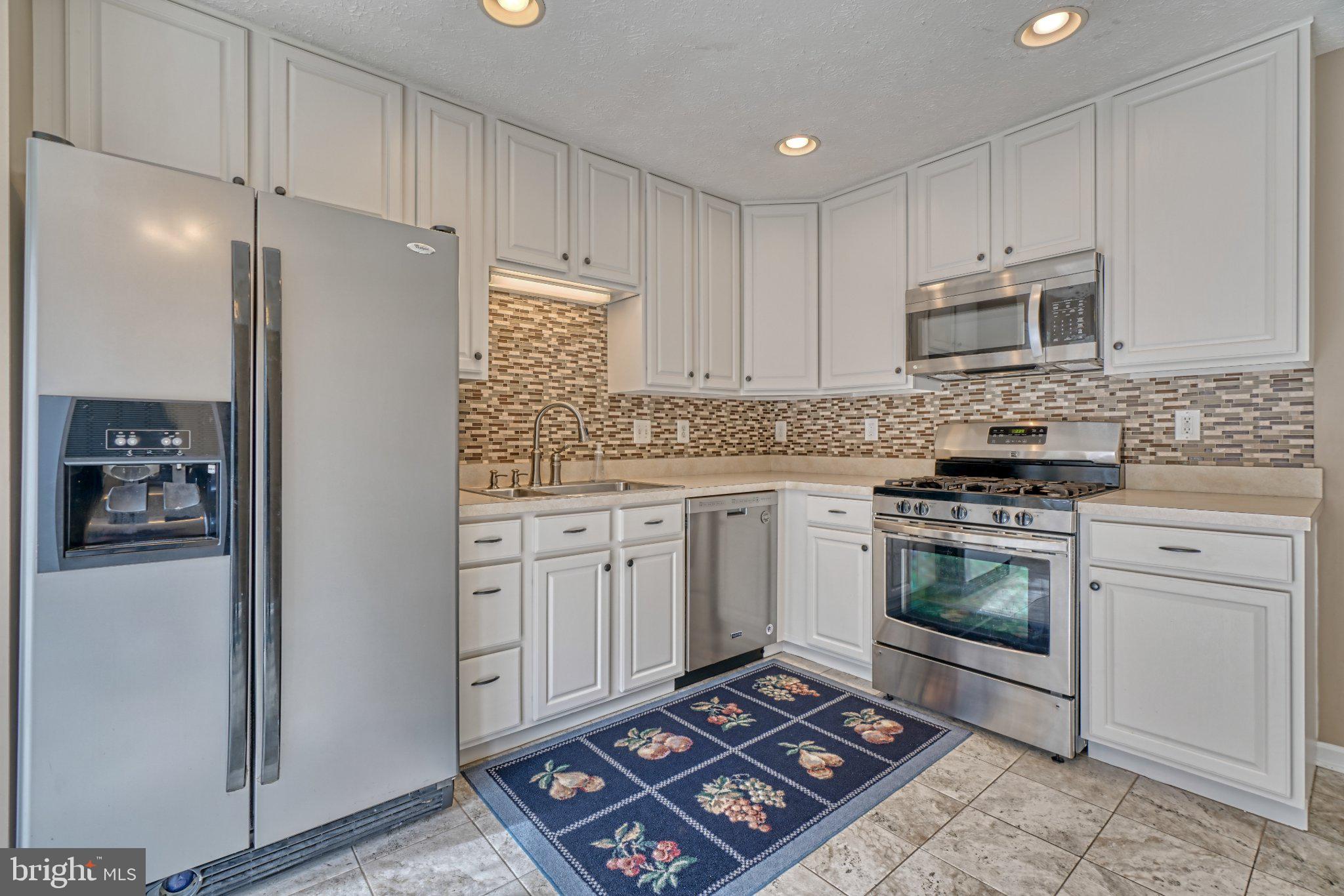206 COLGATE DRIVE