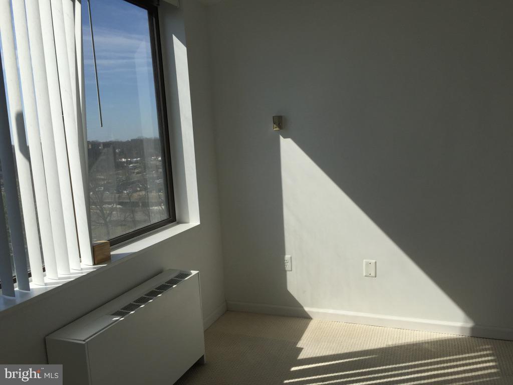 FALLS CHURCH - Residential Lease