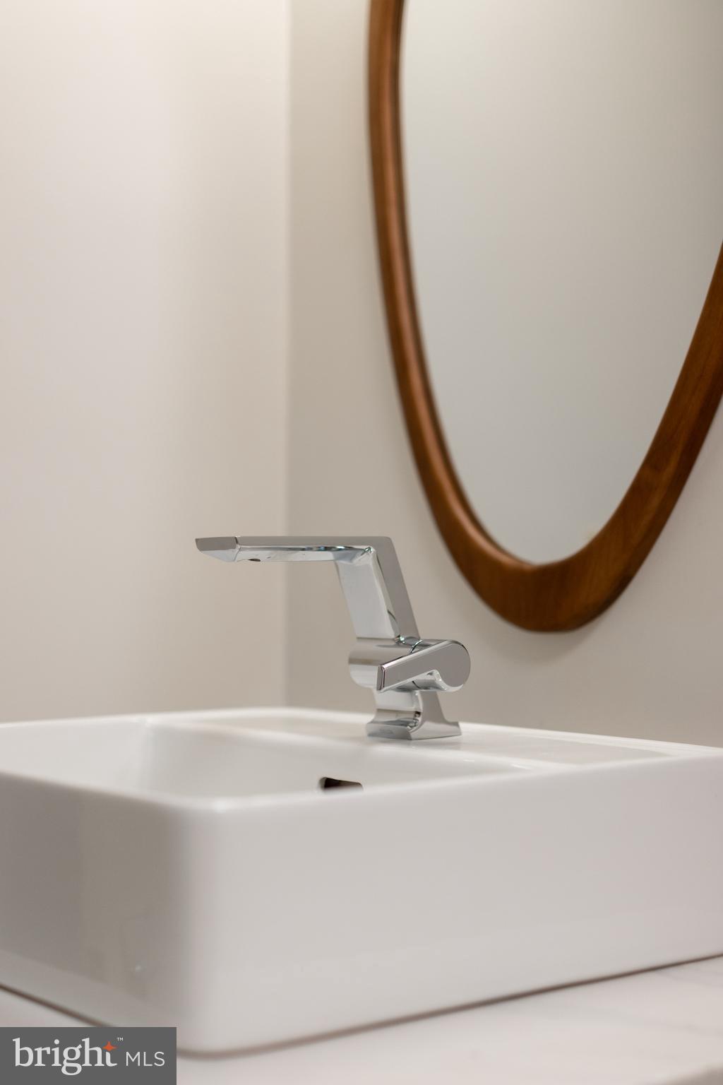 COLLEGE HEIGHTS - Residential