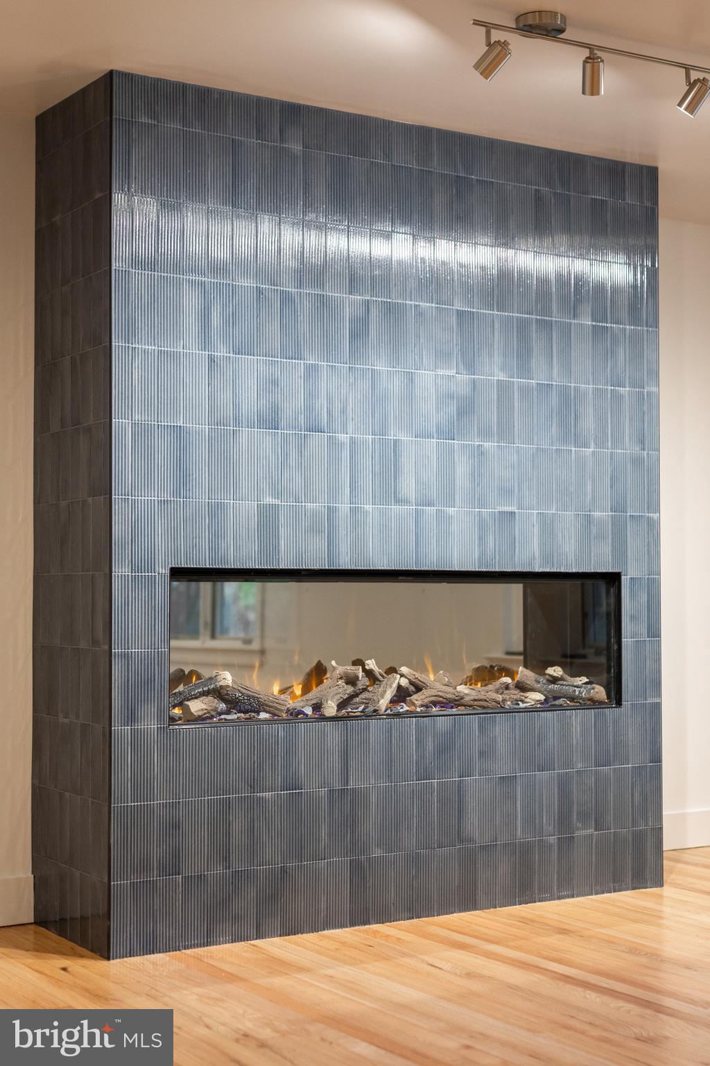 COLLEGE HEIGHTS - Residential