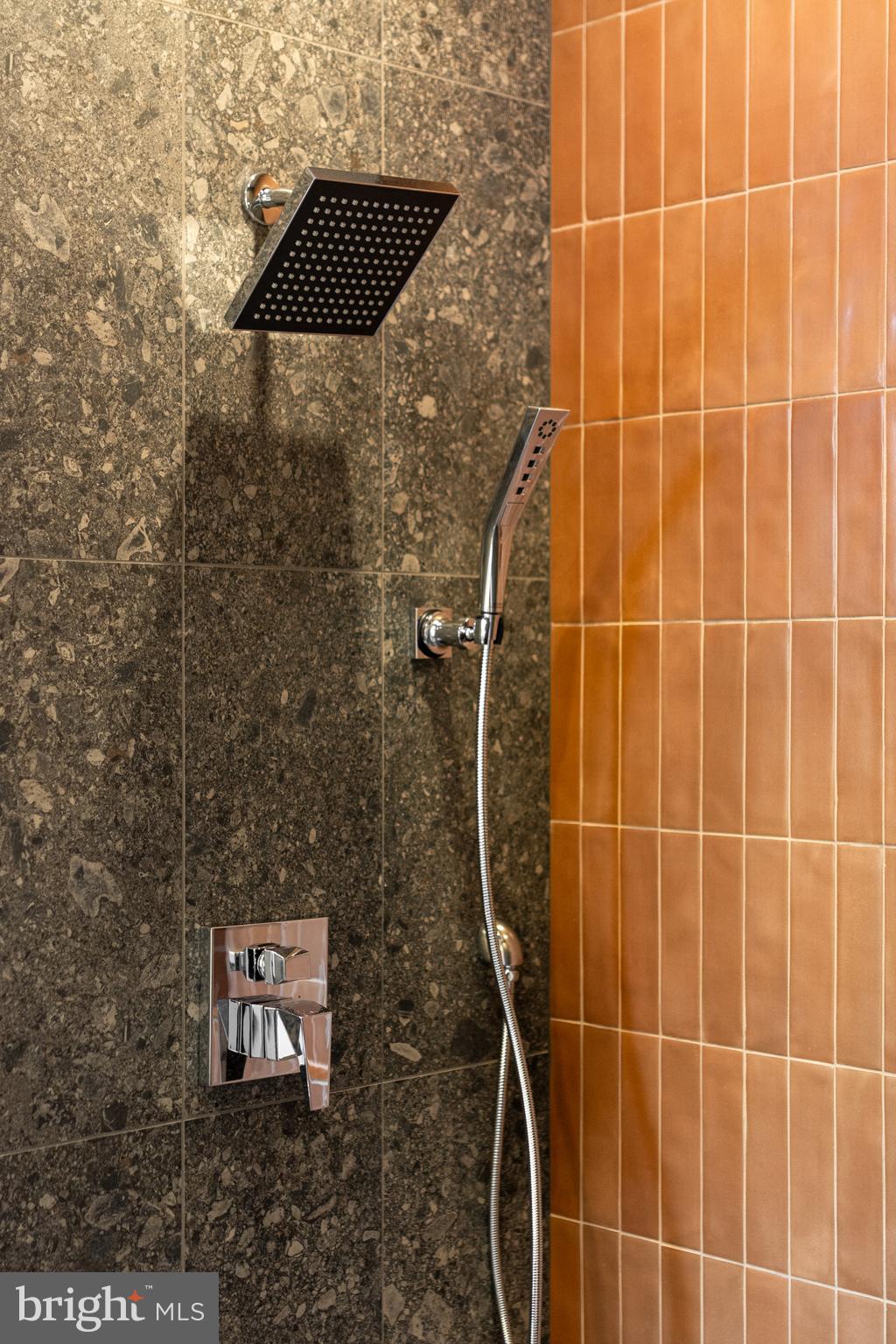 COLLEGE HEIGHTS - Residential