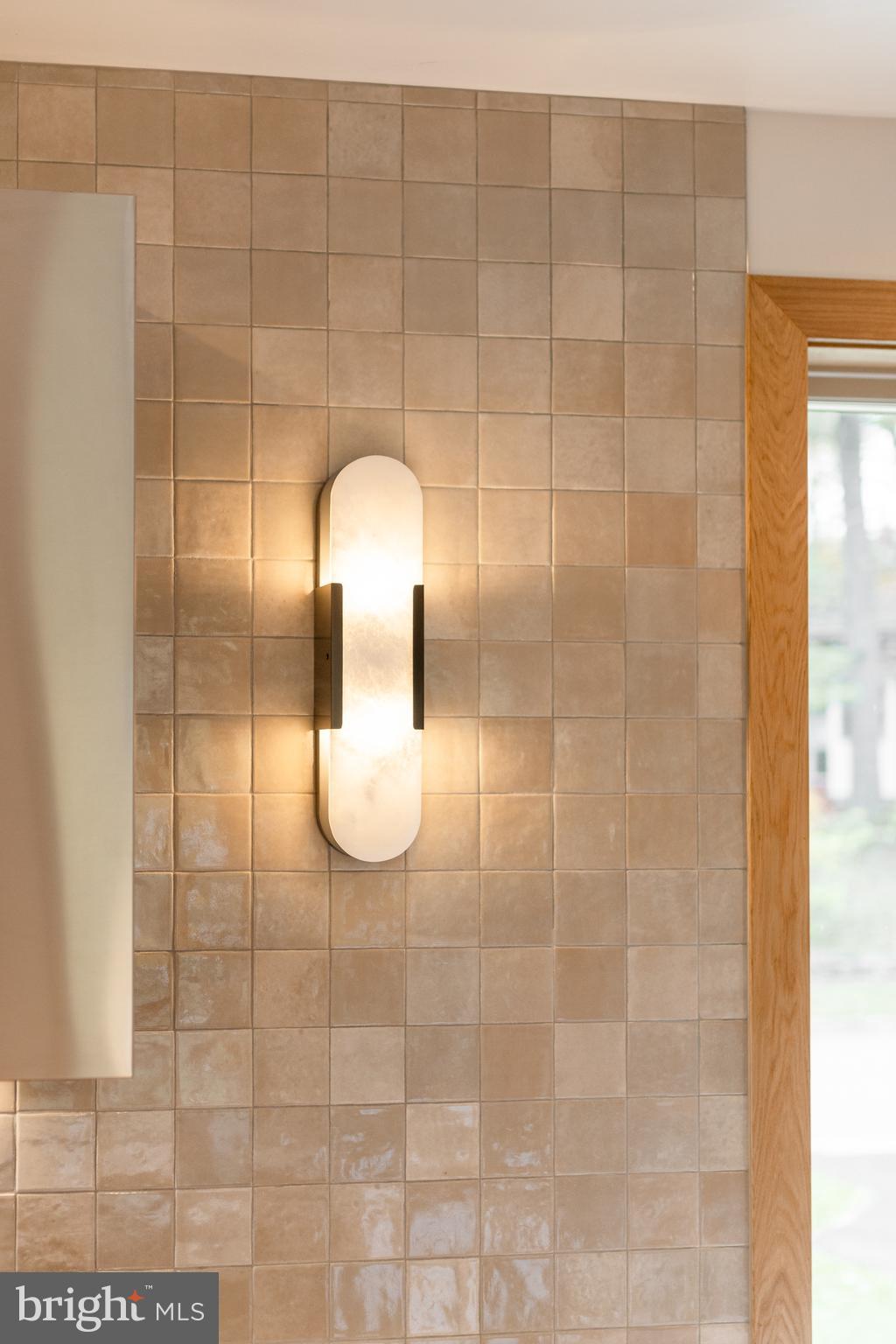 COLLEGE HEIGHTS - Residential