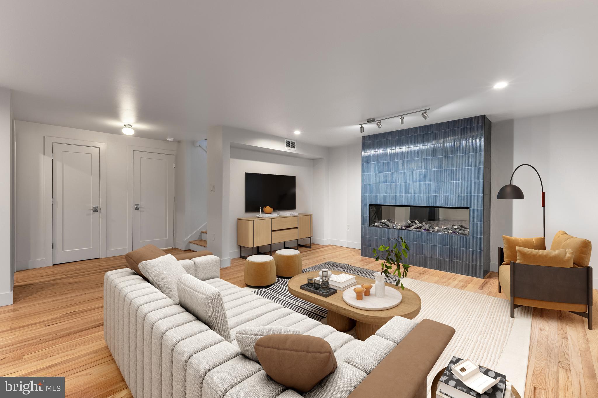 COLLEGE HEIGHTS - Residential