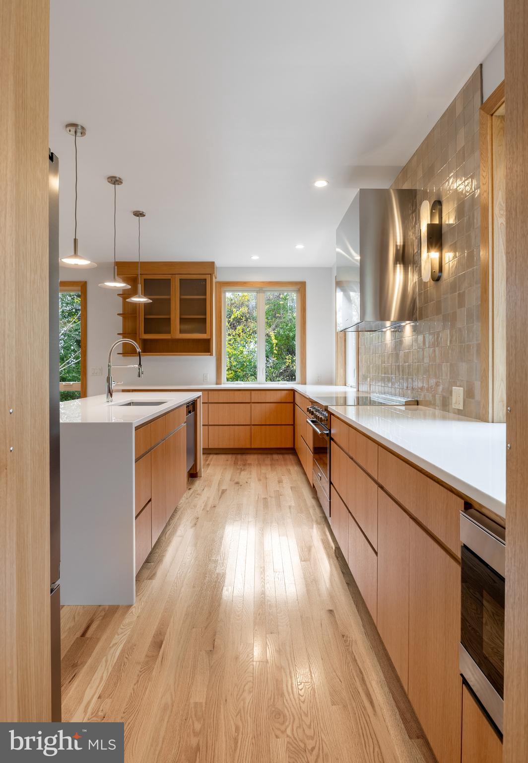 COLLEGE HEIGHTS - Residential